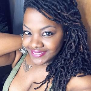 Meet your Posher, Alisha